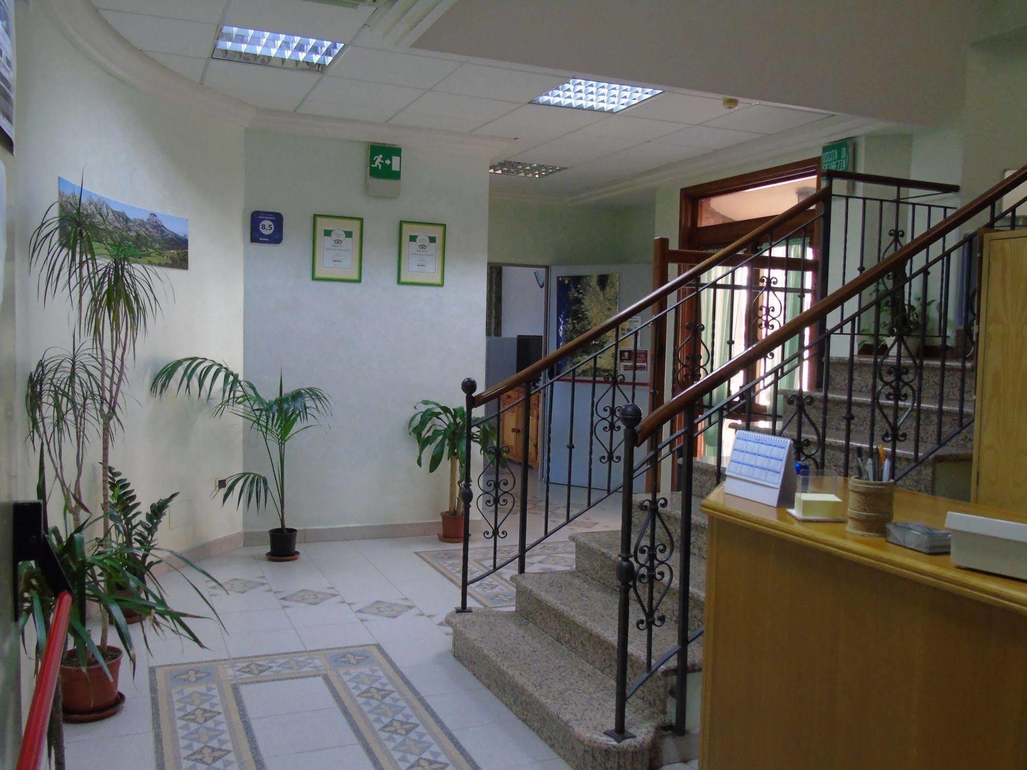 Hotel Meridiana Arbus Luaran gambar