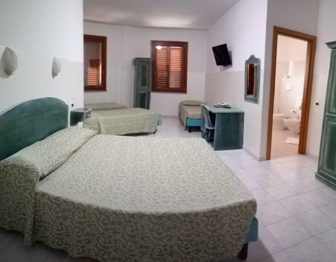 Hotel Meridiana Arbus Luaran gambar